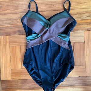 Elegant Black and Green One-Piece Swimsuit with Wrap Detail
